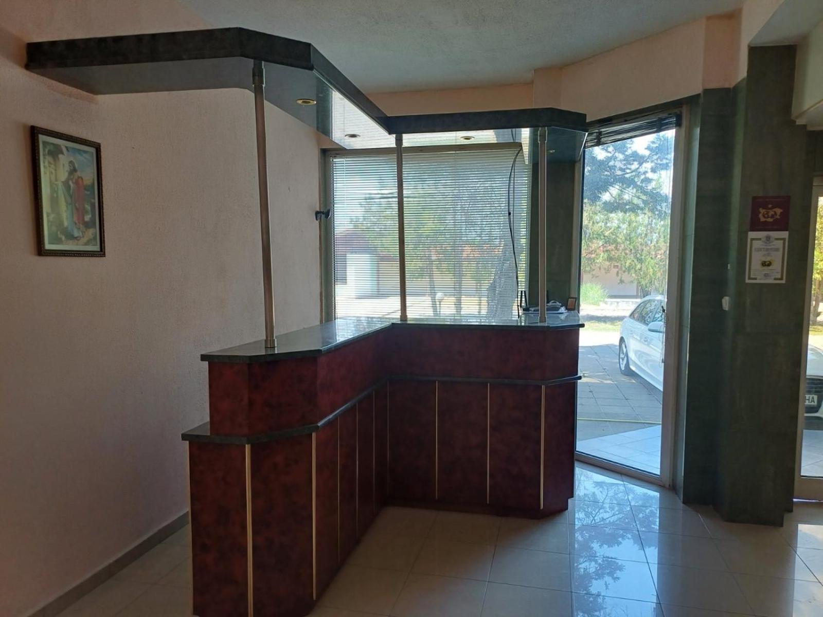 Интернационал Hotel Kulata Exterior photo